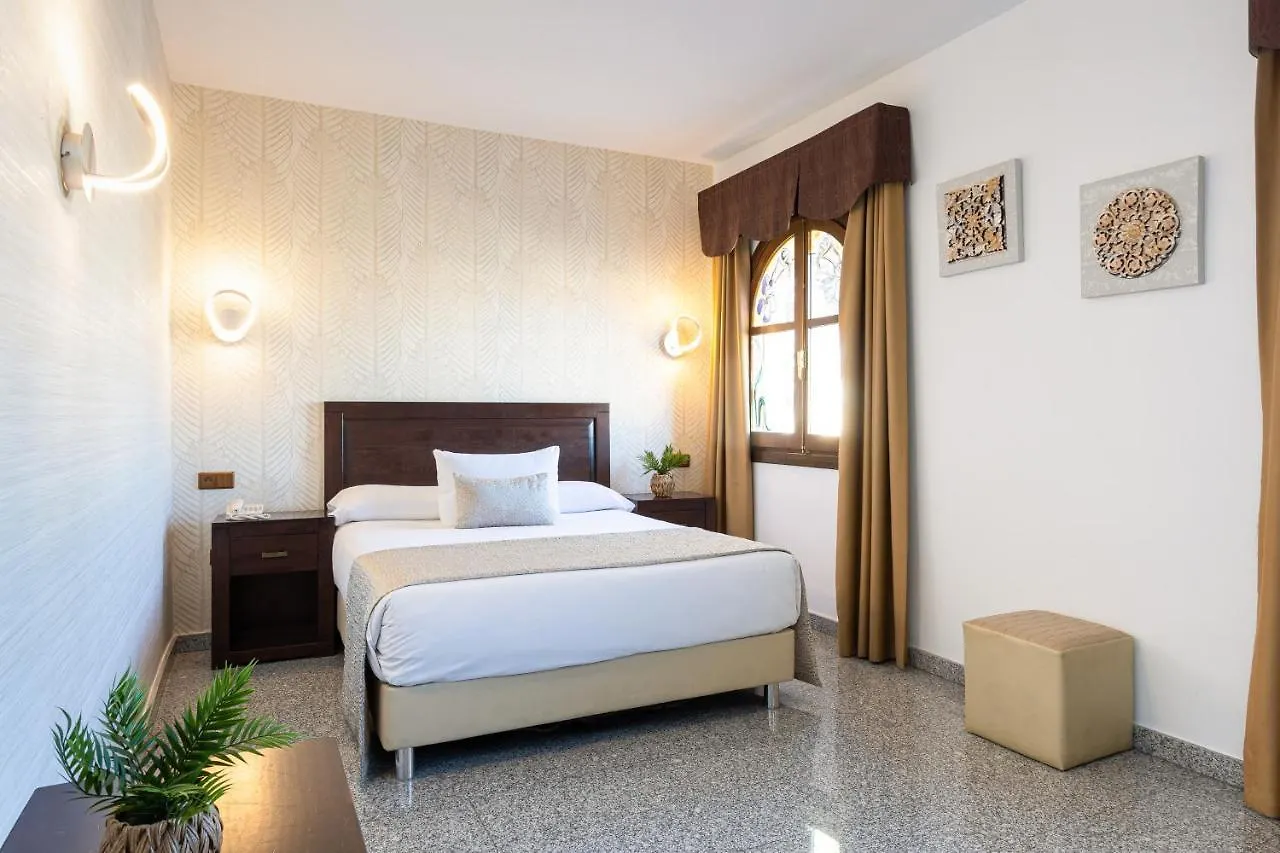****  Hotel Plaza Del Castillo Málaga Spanien