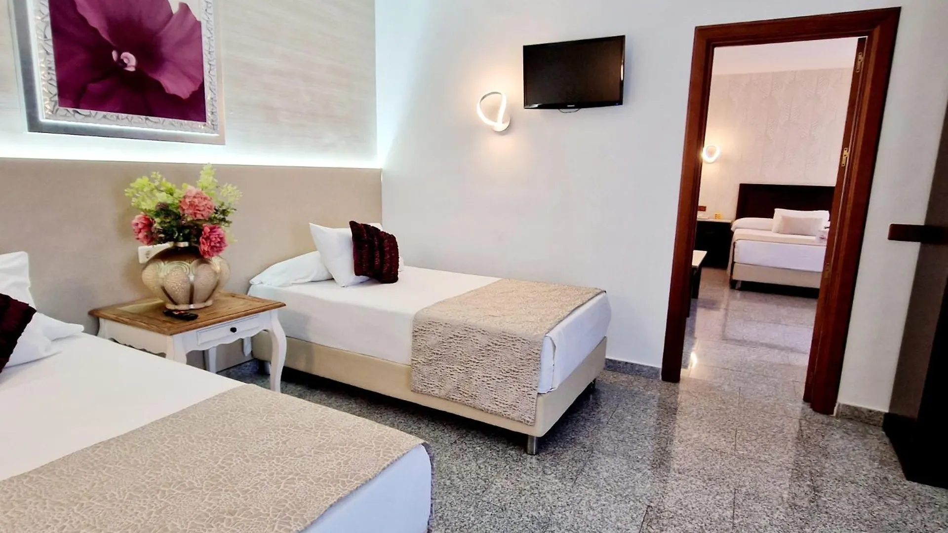Hotel Plaza Del Castillo Málaga