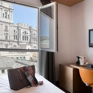 Hotel Petit Palace